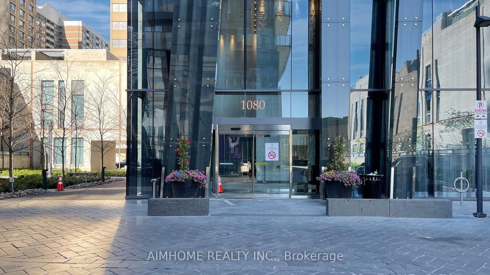 1080 BAY Street, Unit 1506 - Photo 2