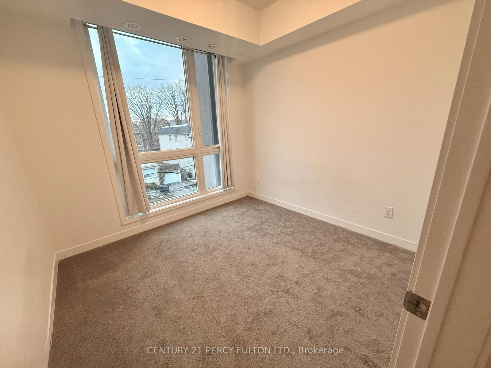 10 Marquette Avenue, Unit 7 - Photo 10