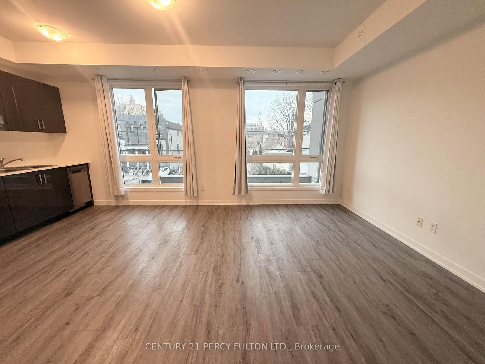 10 Marquette Avenue, Unit 7 - Photo 2