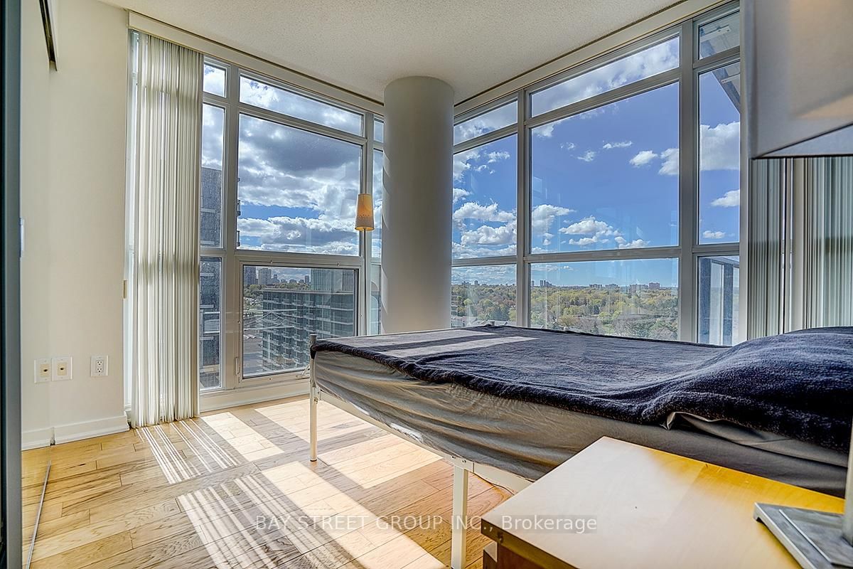 29 Singer Court, Unit 1705 - Photo 19