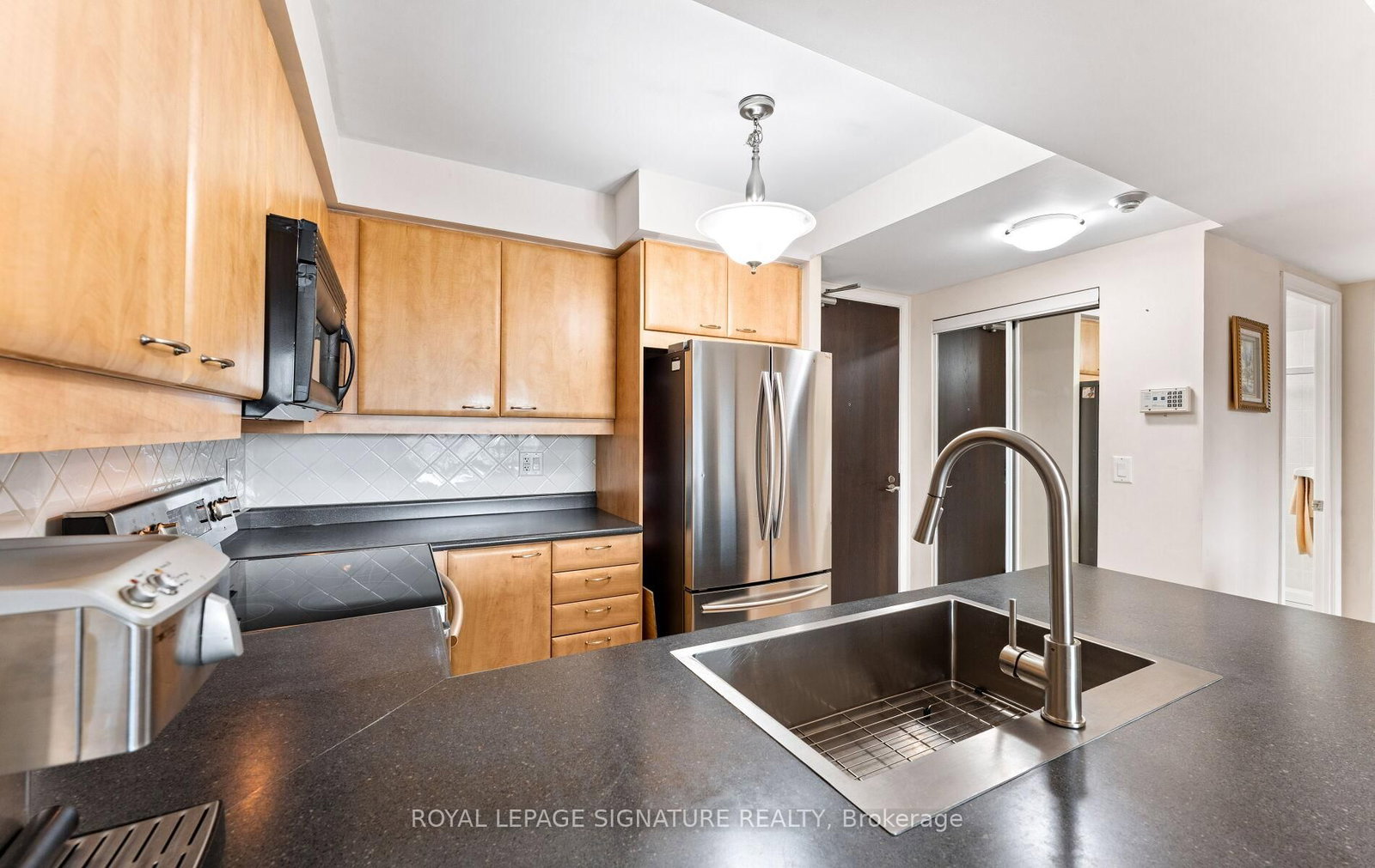 205 The Donway W, Unit 406 - Photo 25