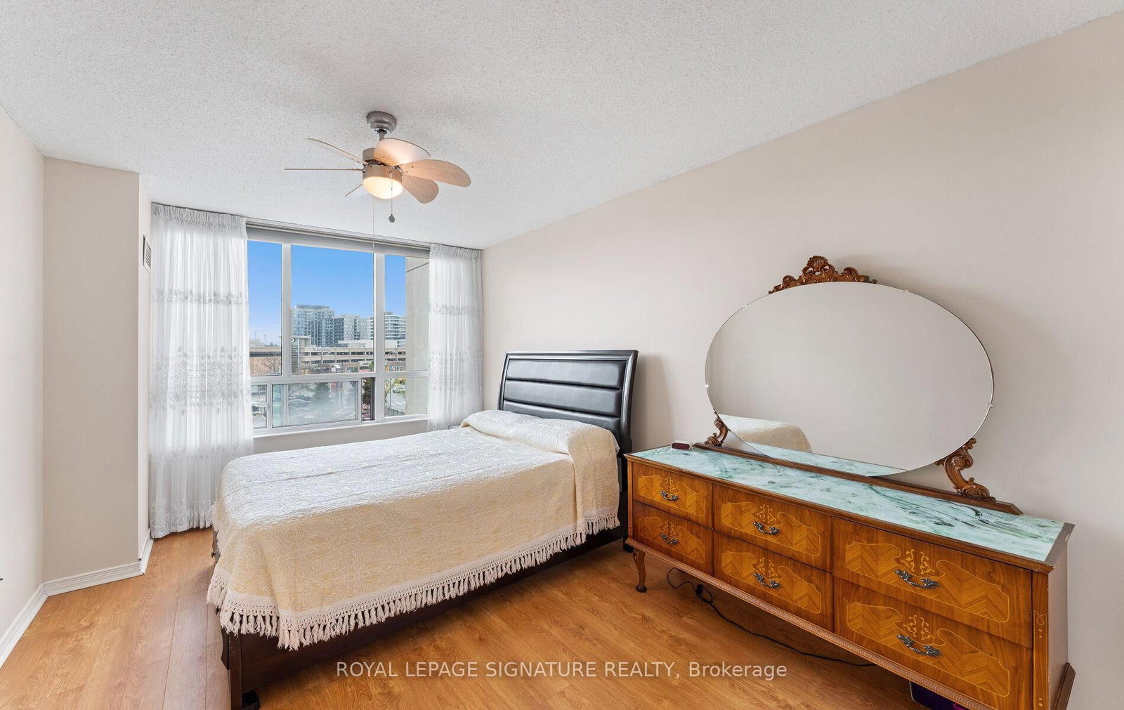 205 The Donway W, Unit 406 - Photo 26