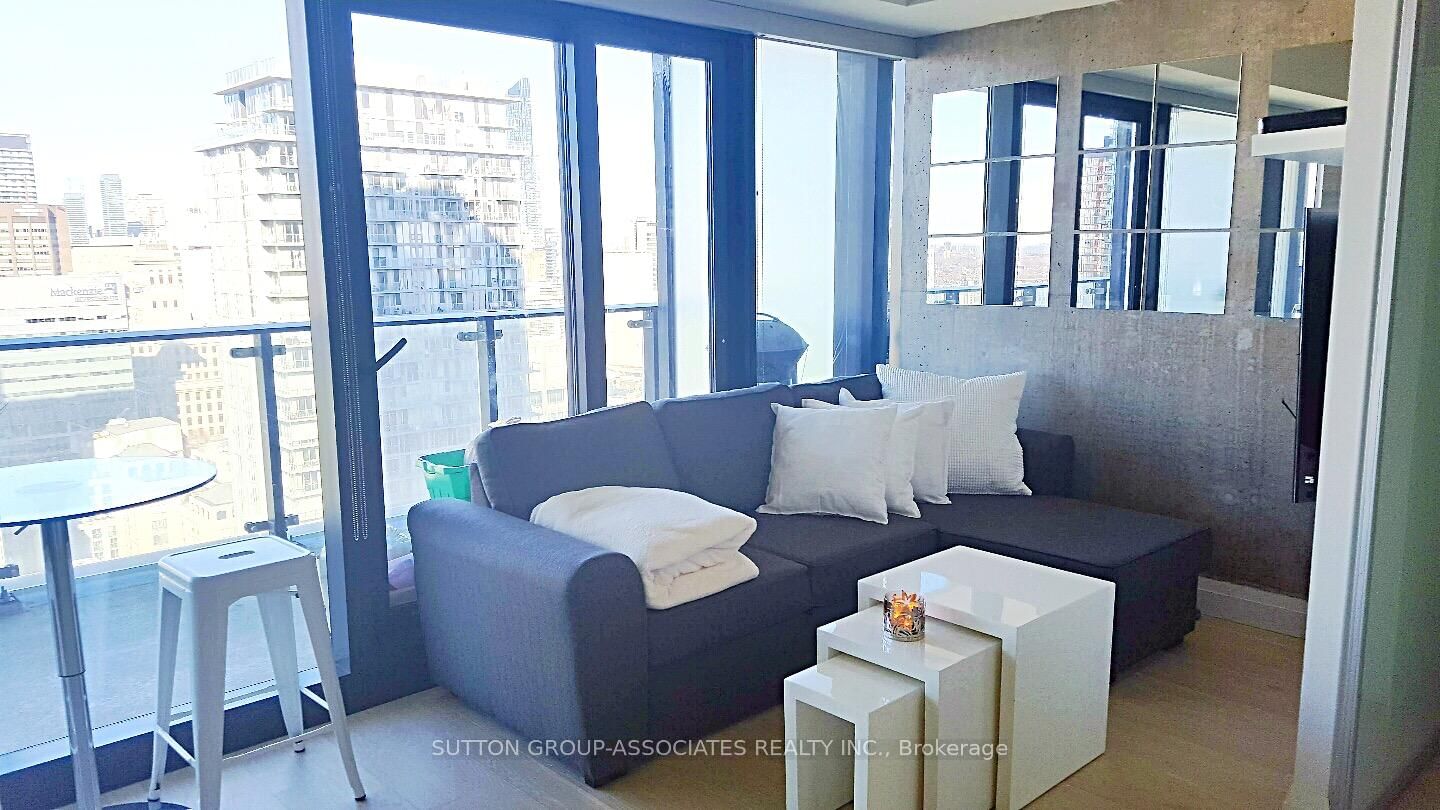224 King Street W, Unit 2802 - Photo 4