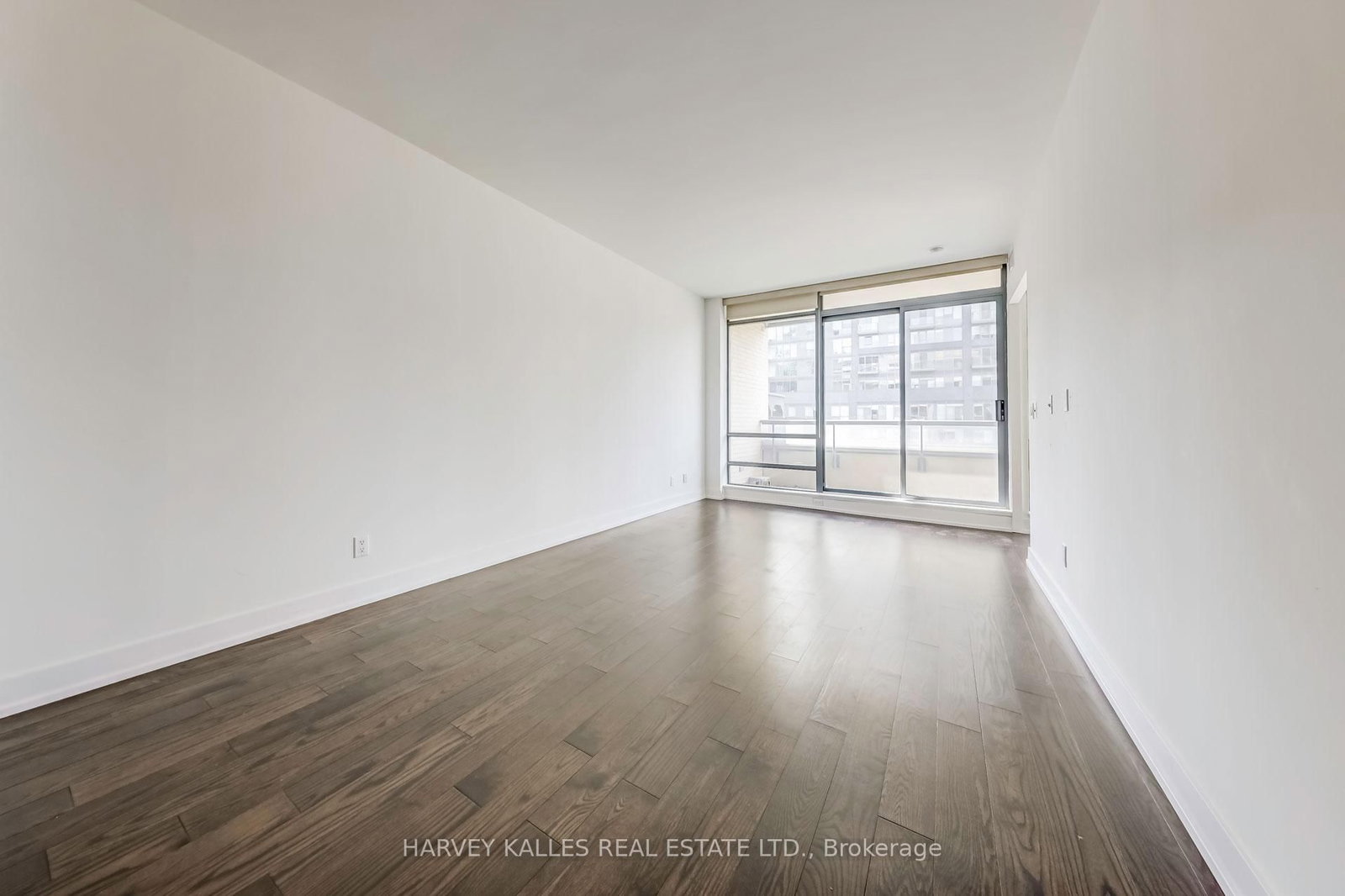 438 King Street W, Unit 914 - Photo 14