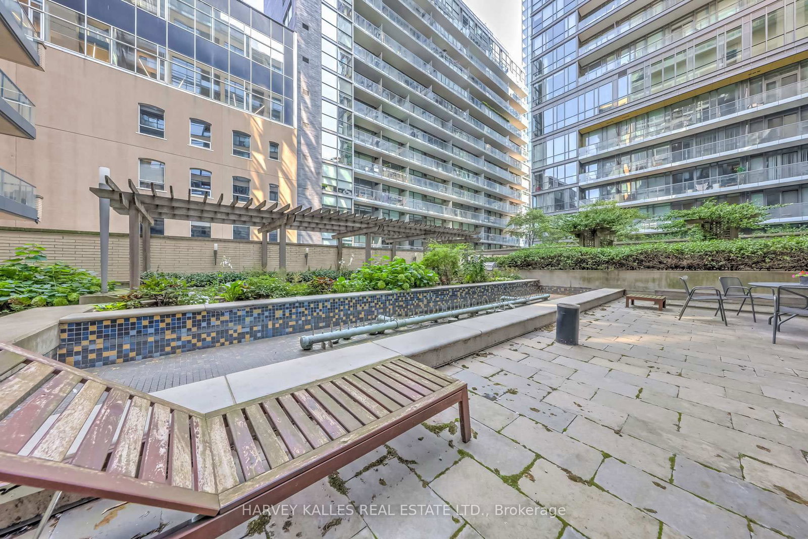 438 King Street W, Unit 914 - Photo 27