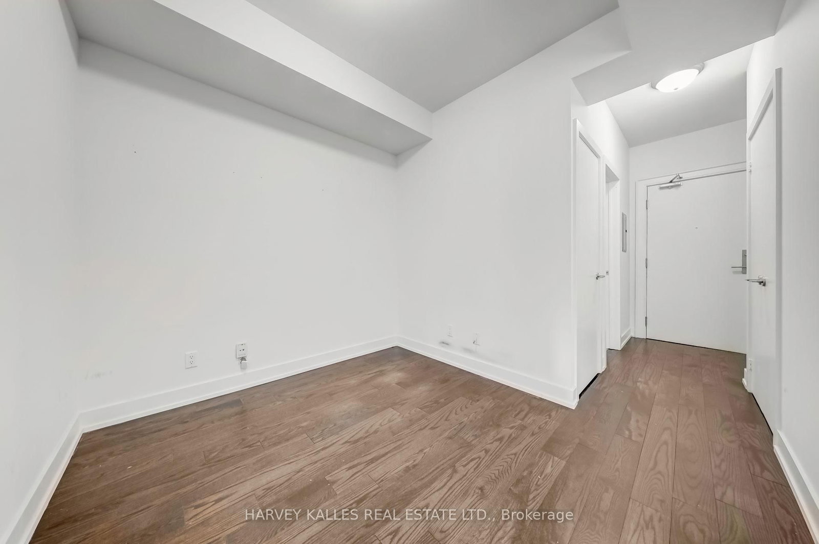 438 King Street W, Unit 914 - Photo 7