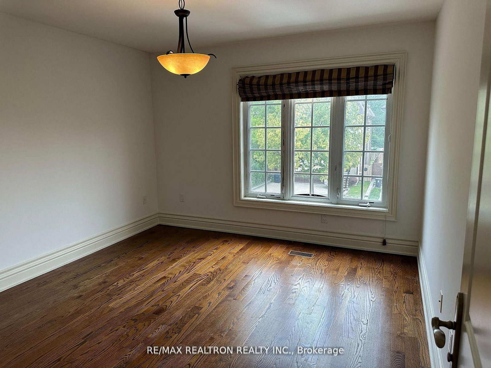 76 Horsham Avenue - Photo 25