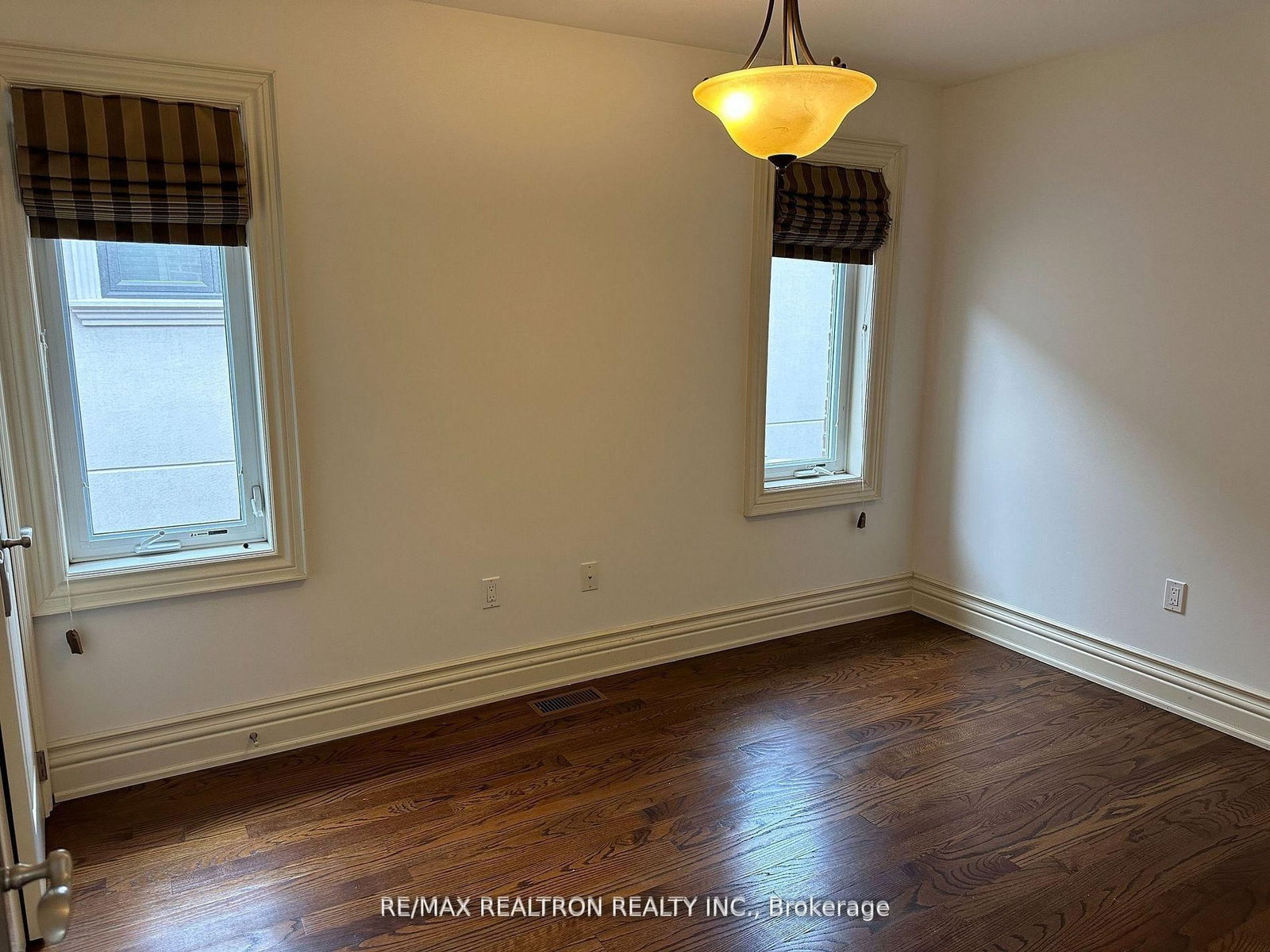 76 Horsham Avenue - Photo 28