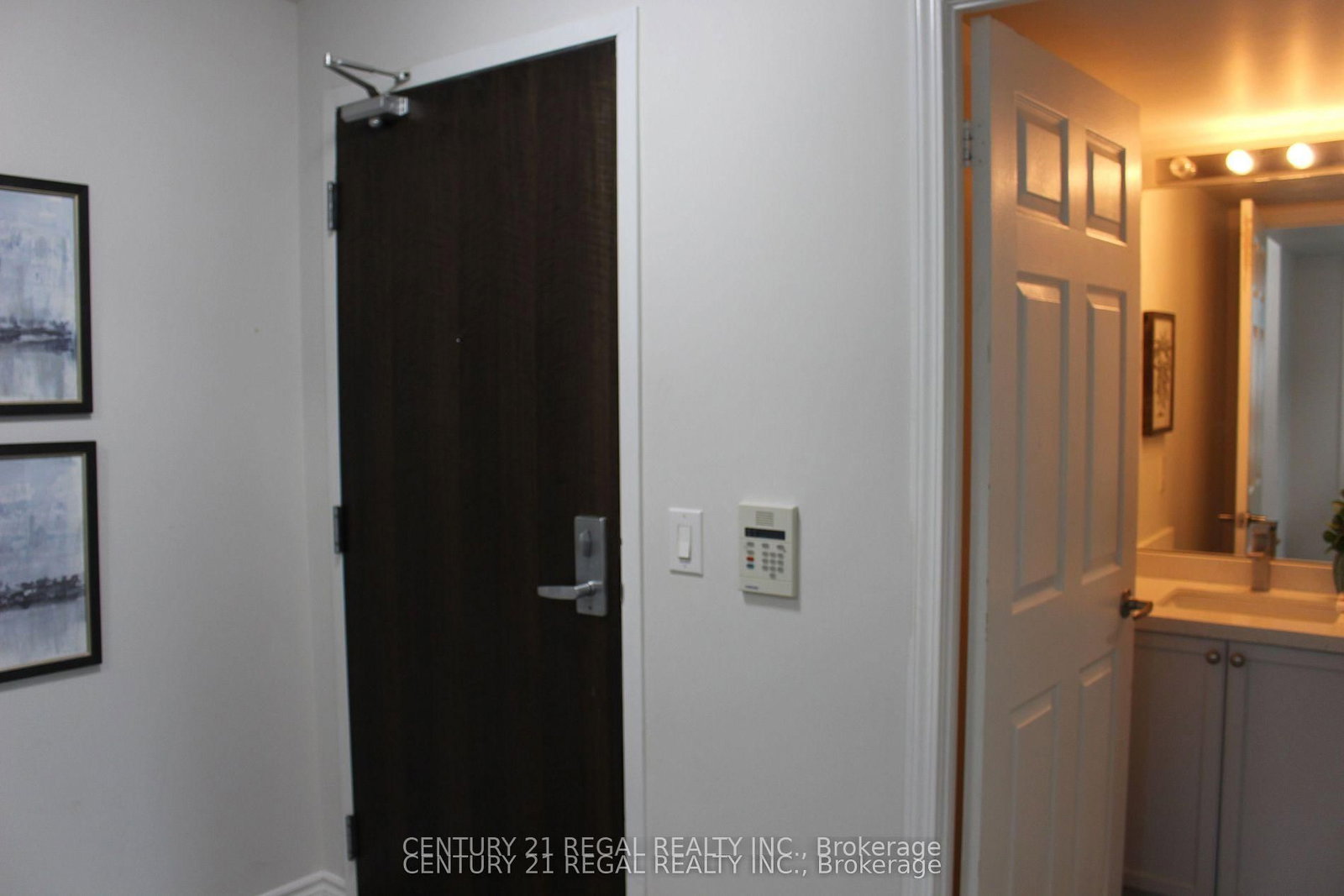 19 Grand Trunk Crescent, Unit 2706 - Photo 21