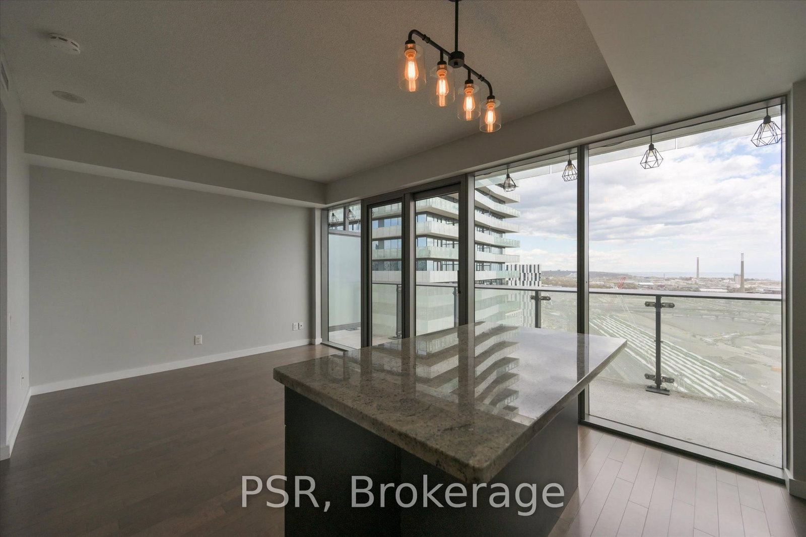 70 Distillery Lane, Unit 2705 - Photo 14