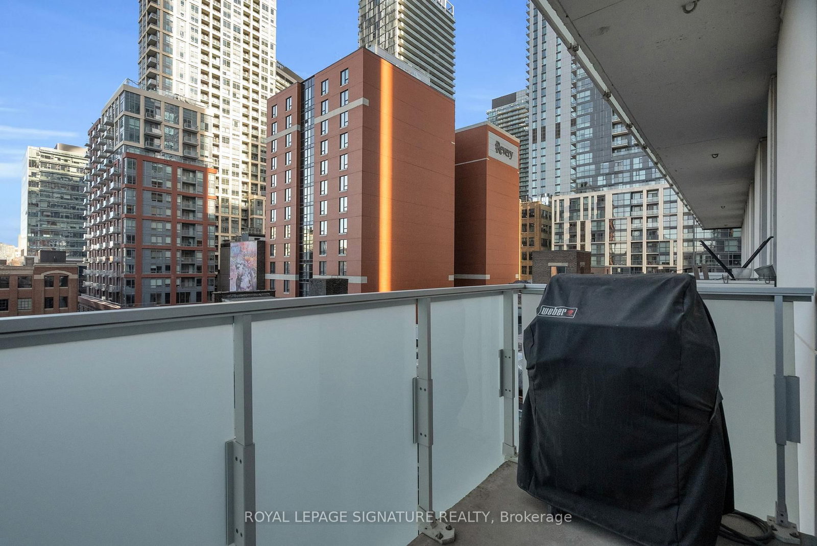 11 Charlotte Street, Unit 606 - Photo 22