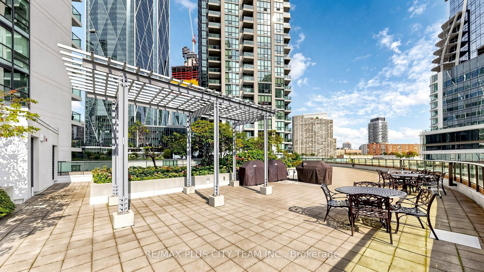 16 Yonge Street, Unit 2604 - Photo 22