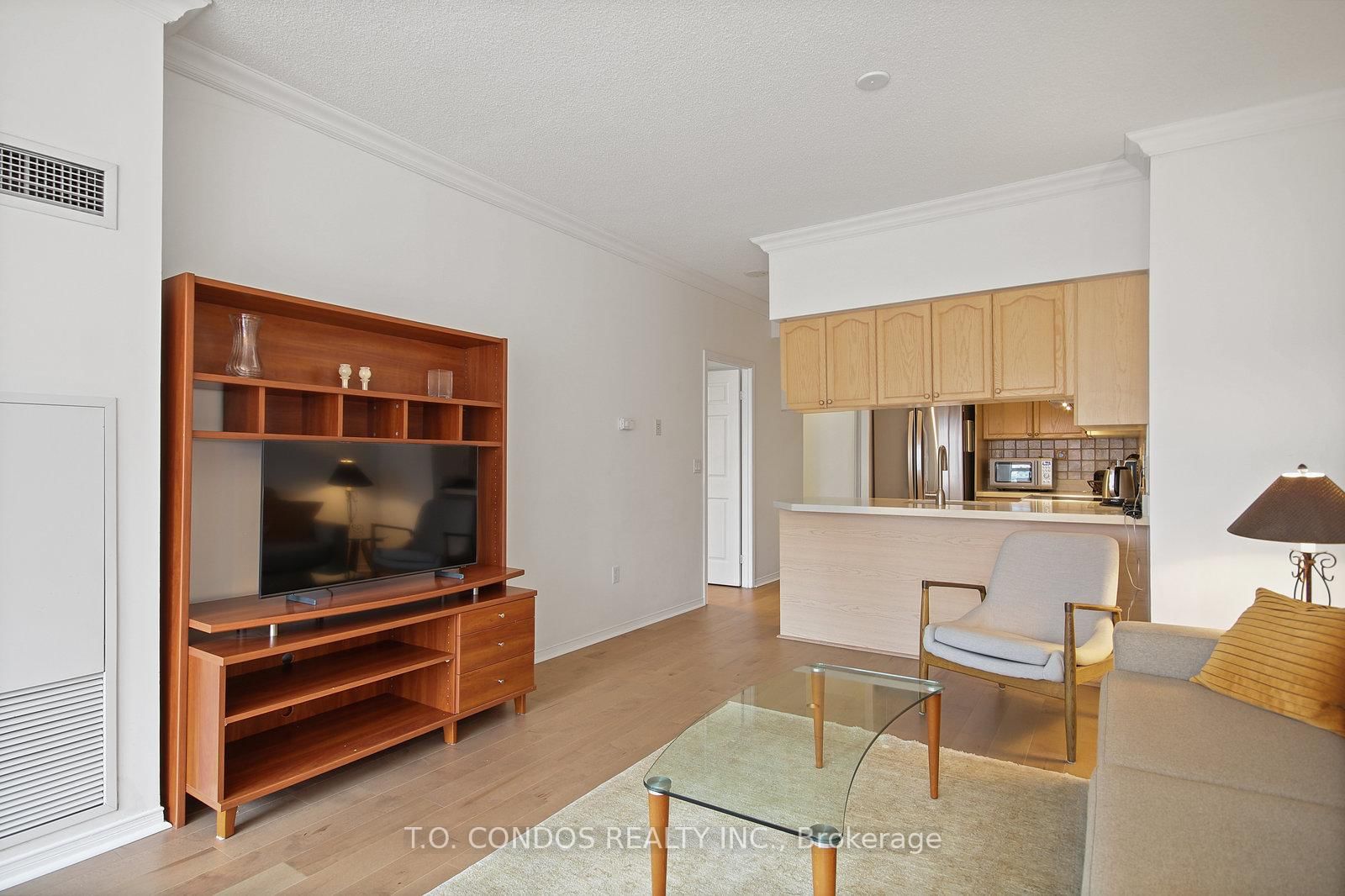 909 Bay Street, Unit 1806 - Photo 14