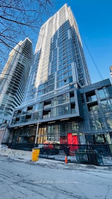 65 Mutual Street • #1905 • Toronto, ON photo 13