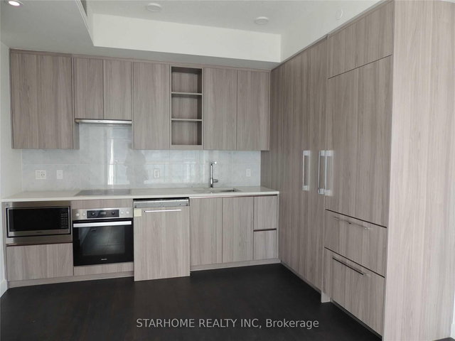 1006 - 95 Mcmahon Drive