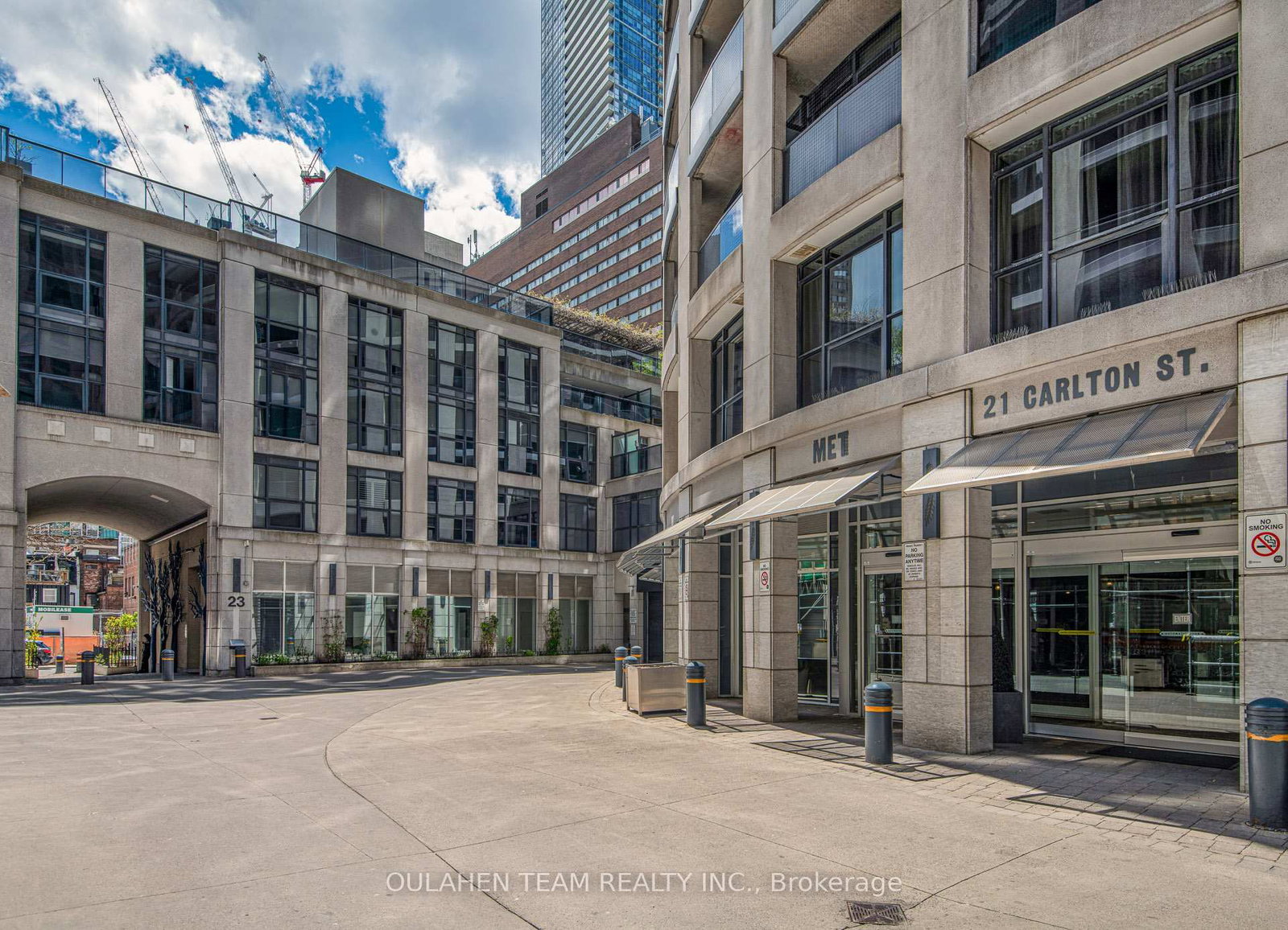21 Carlton Street, Unit 1105 - Photo 41