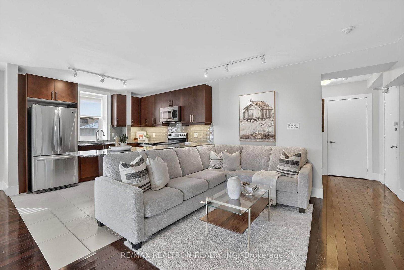 2603 Bathurst Street, Unit 106 - Photo 8