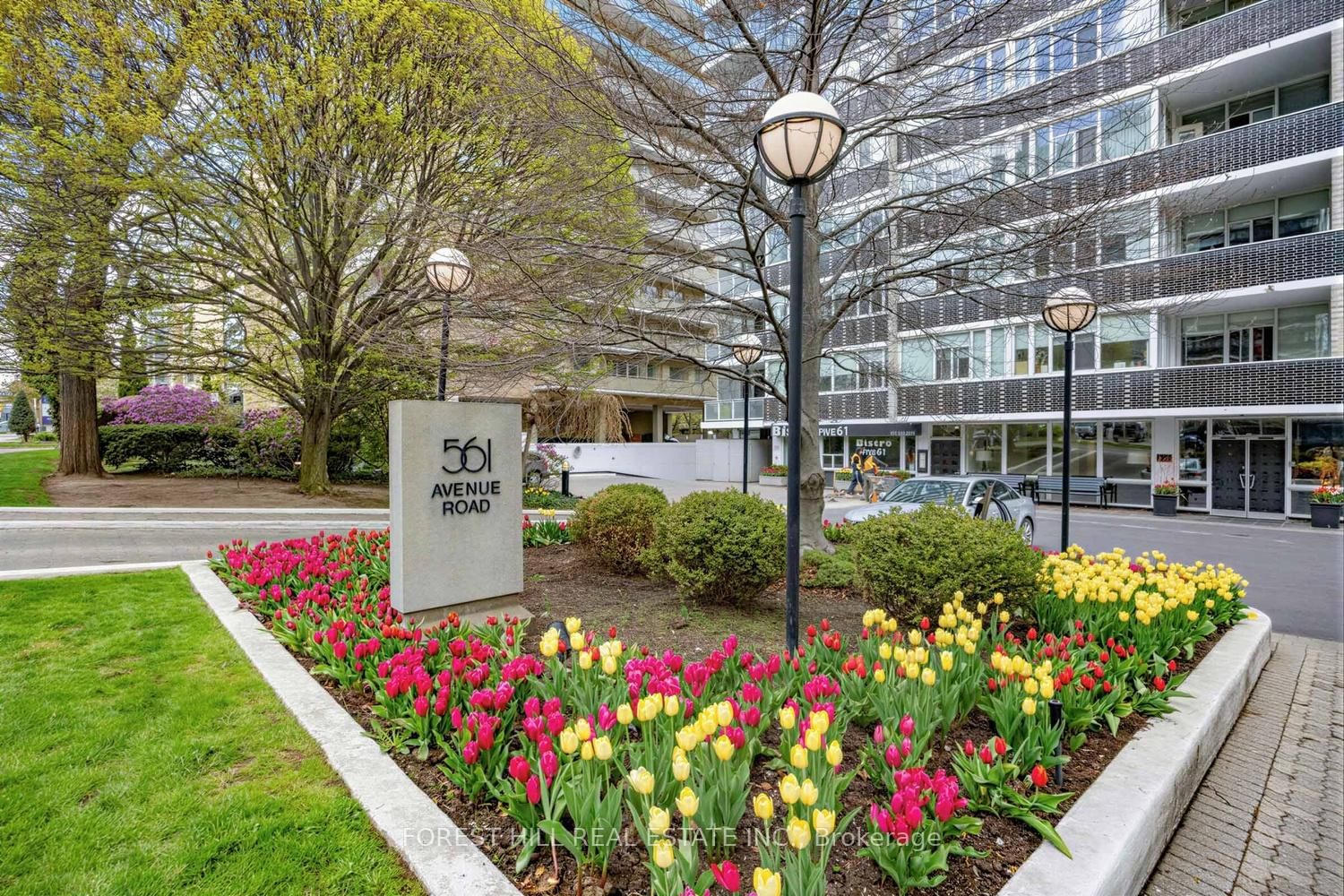 561 Avenue Road, Unit 906