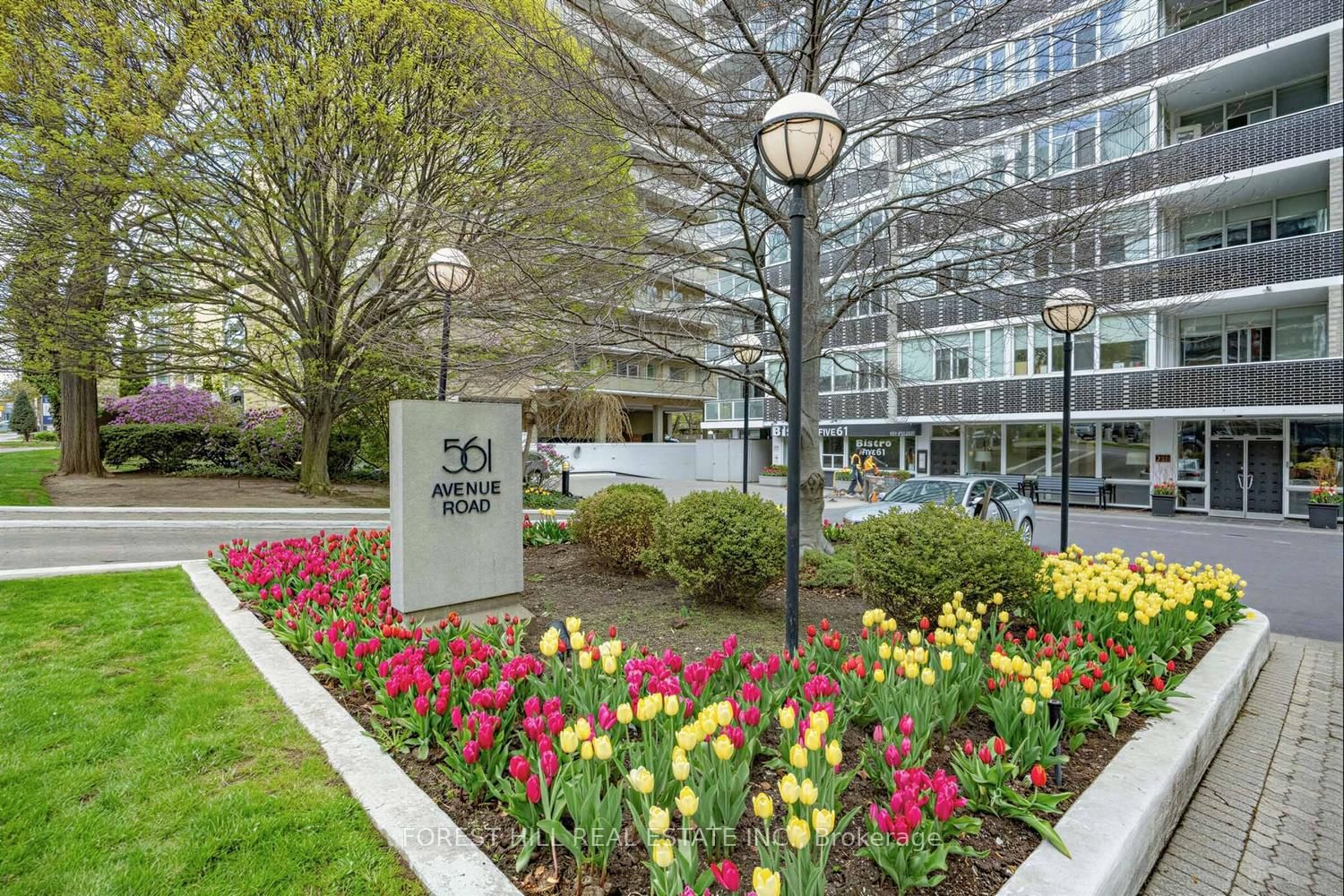 561 Avenue Road, Unit 803-4