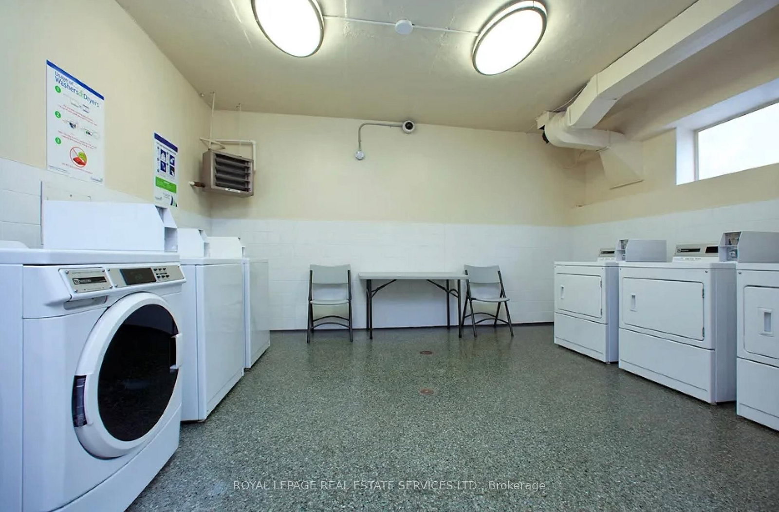 565 Avenue Road, Unit 902 - Photo 13