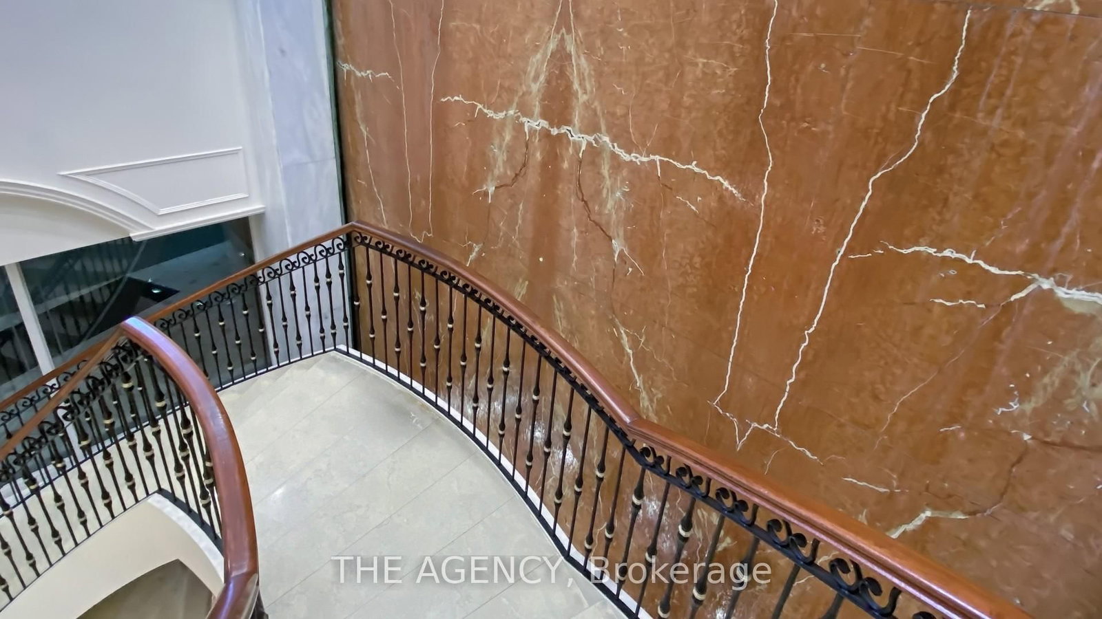 880 Grandview Way, Unit 1402 - Photo 8
