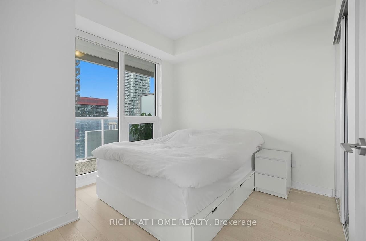 2221 Yonge Street, Unit 3109 - Photo 15