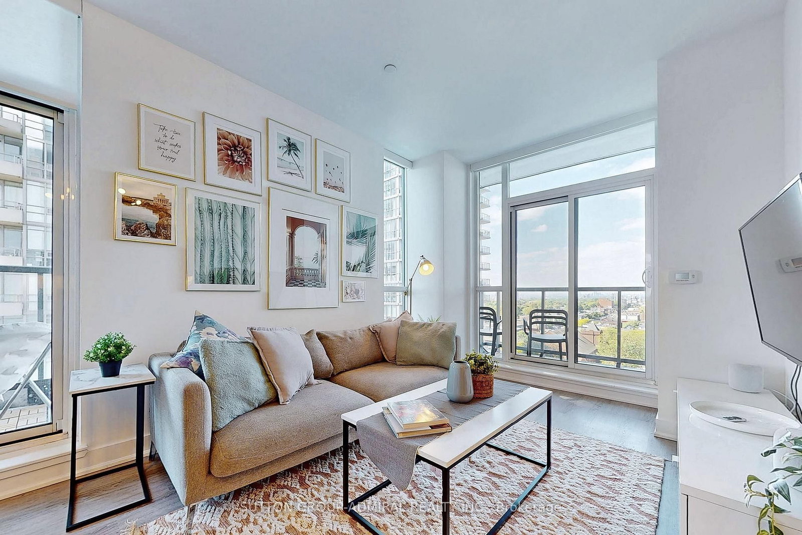 1486 Bathurst Street, Unit 907 - Photo 6