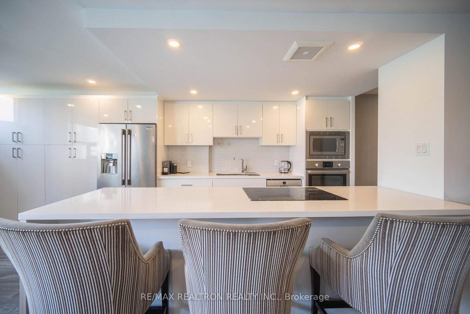 60 Montclair Avenue, Unit 506 - Photo 15