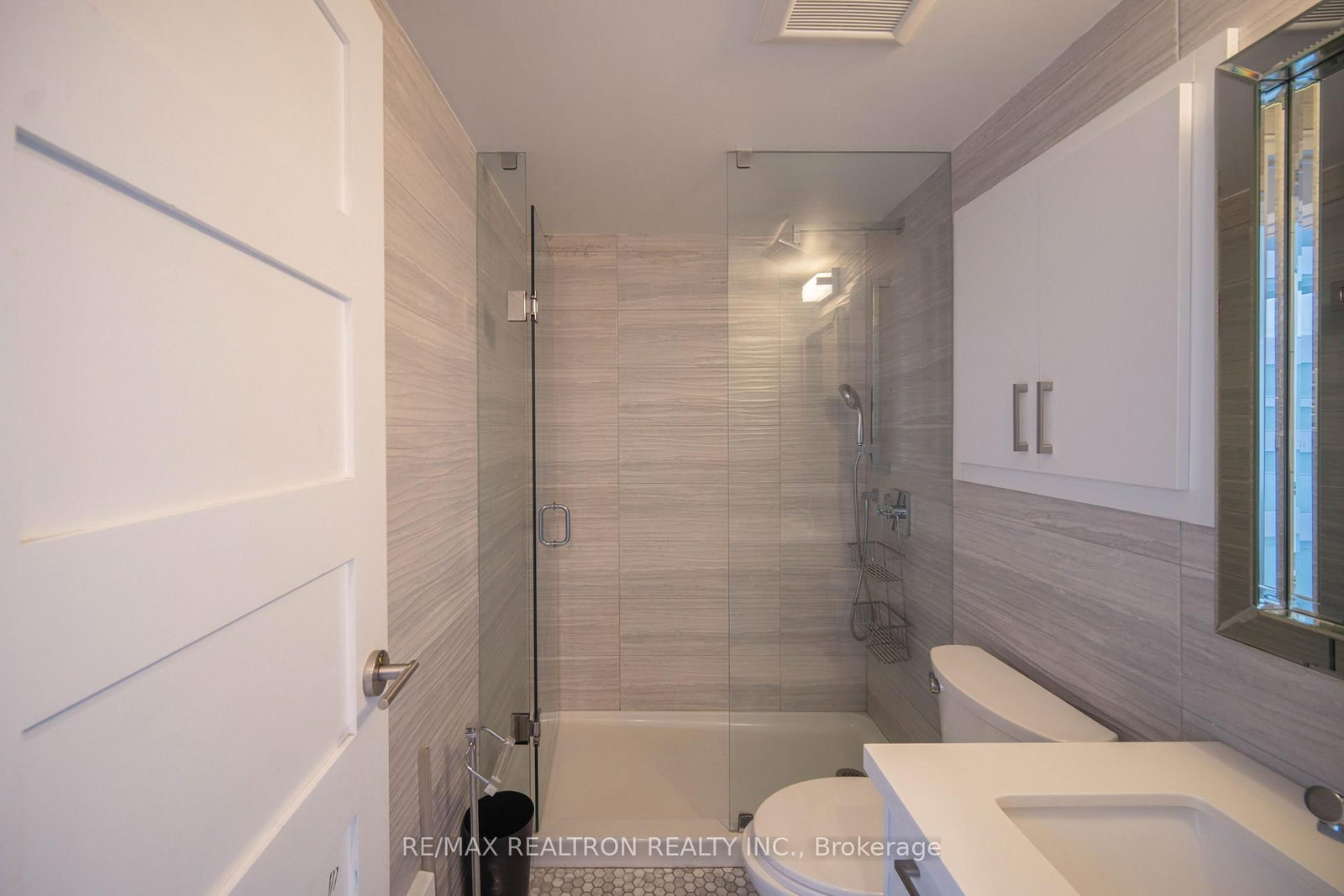 60 Montclair Avenue, Unit 506 - Photo 23