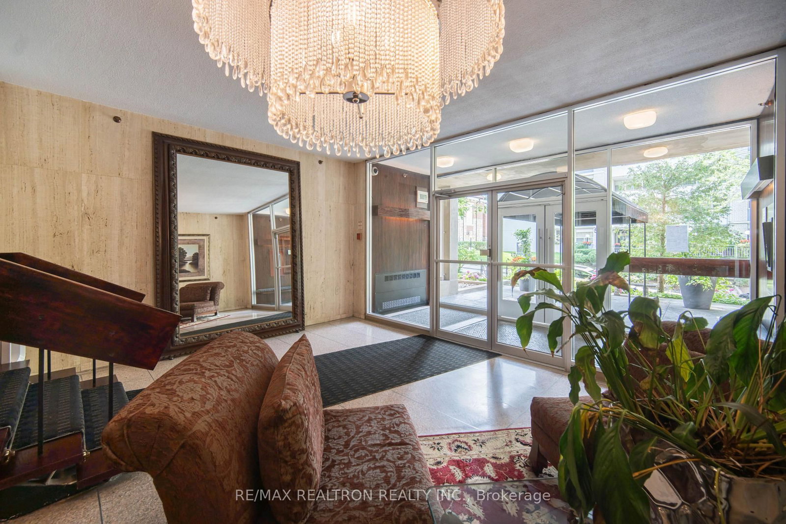 60 Montclair Avenue, Unit 506 - Photo 3
