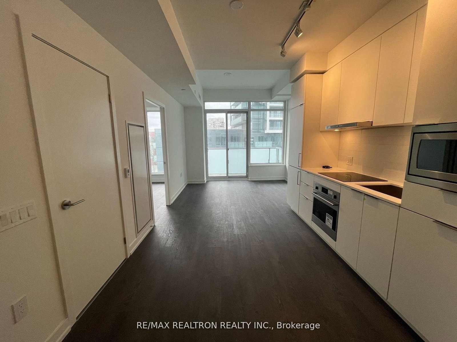 7 Golden Lion Heights, Unit N1105