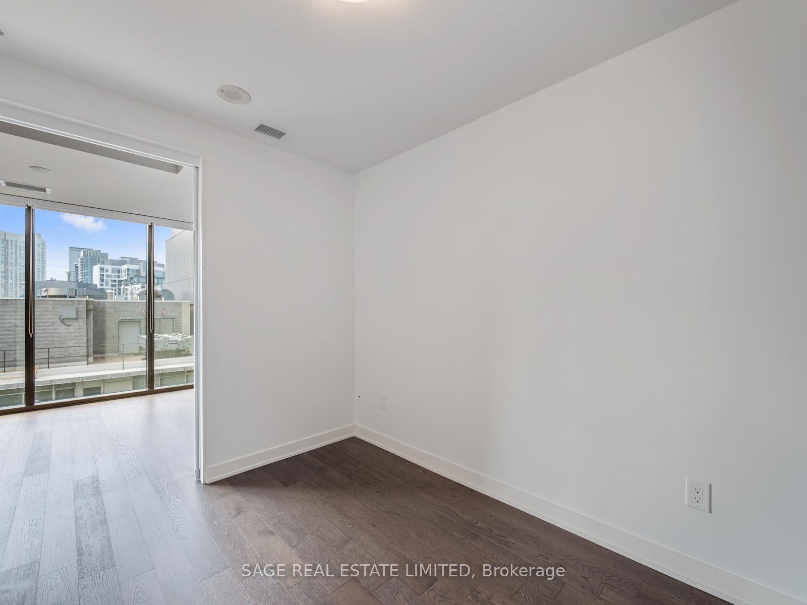 629 King Street W, Unit 929 - Photo 14