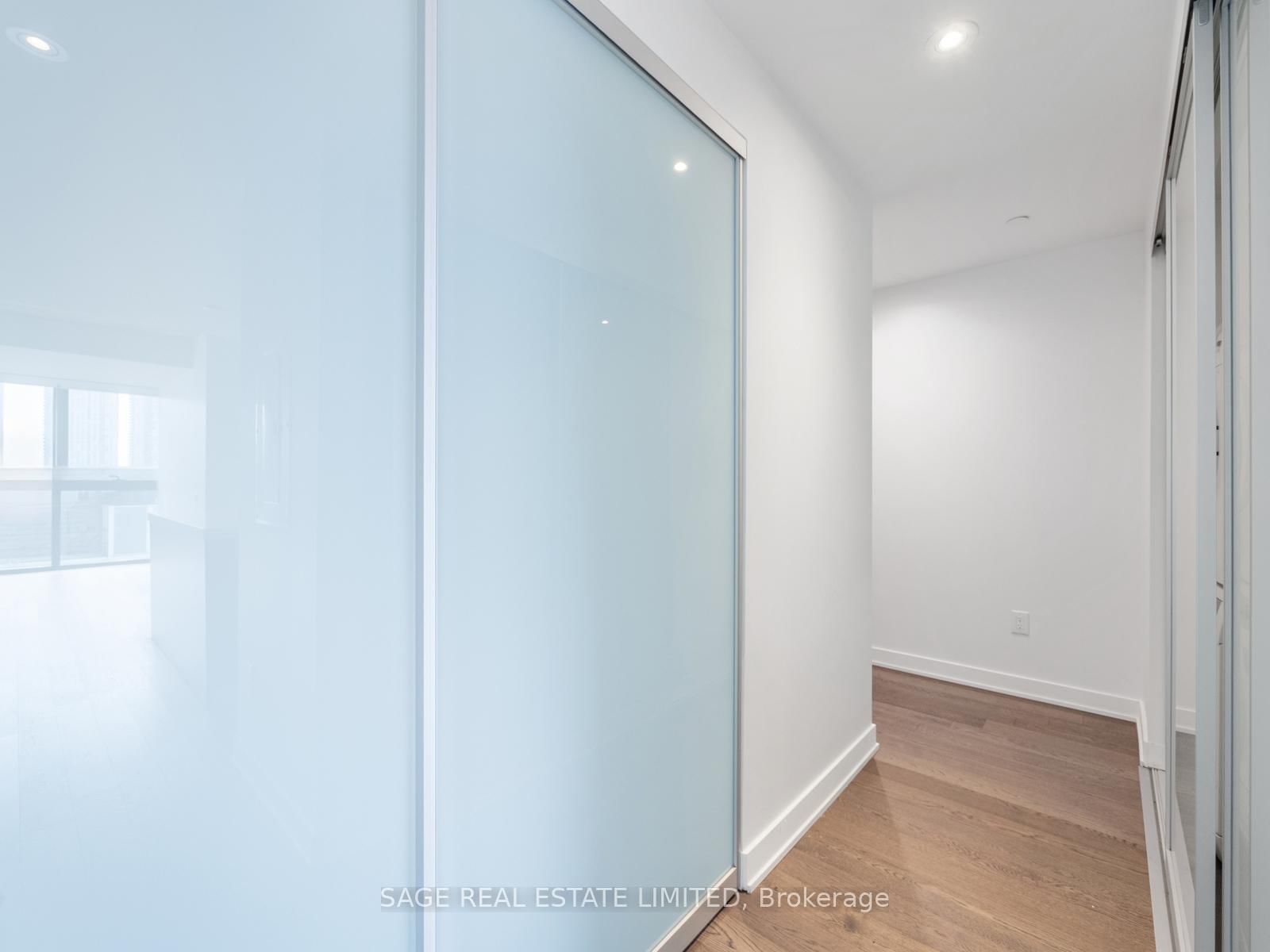 629 King Street W, Unit 929 - Photo 18