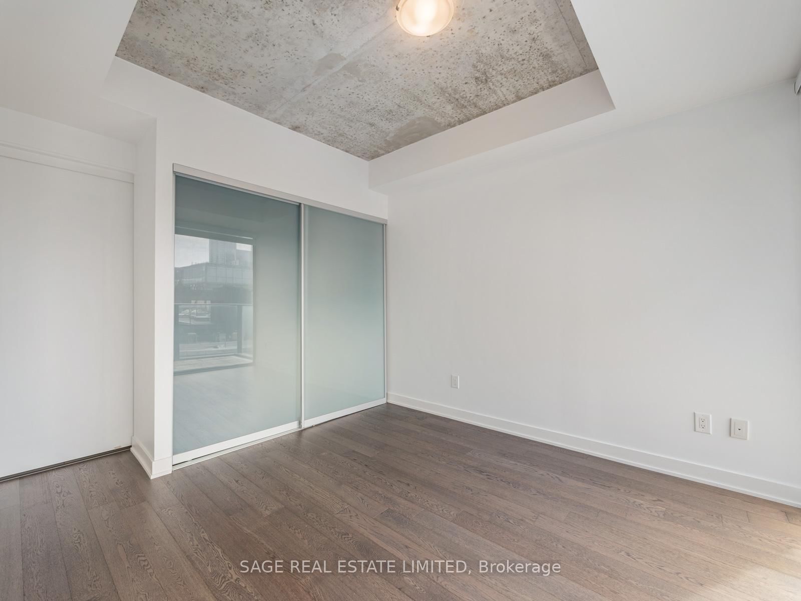 629 King Street W, Unit 929 - Photo 8