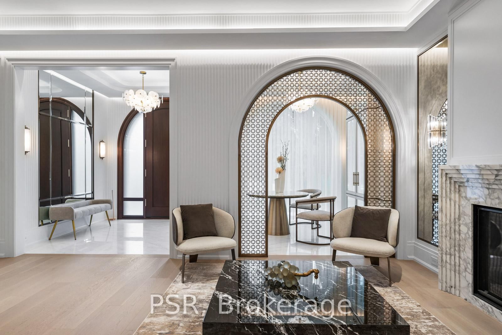 117 Yonge Boulevard - Photo 3
