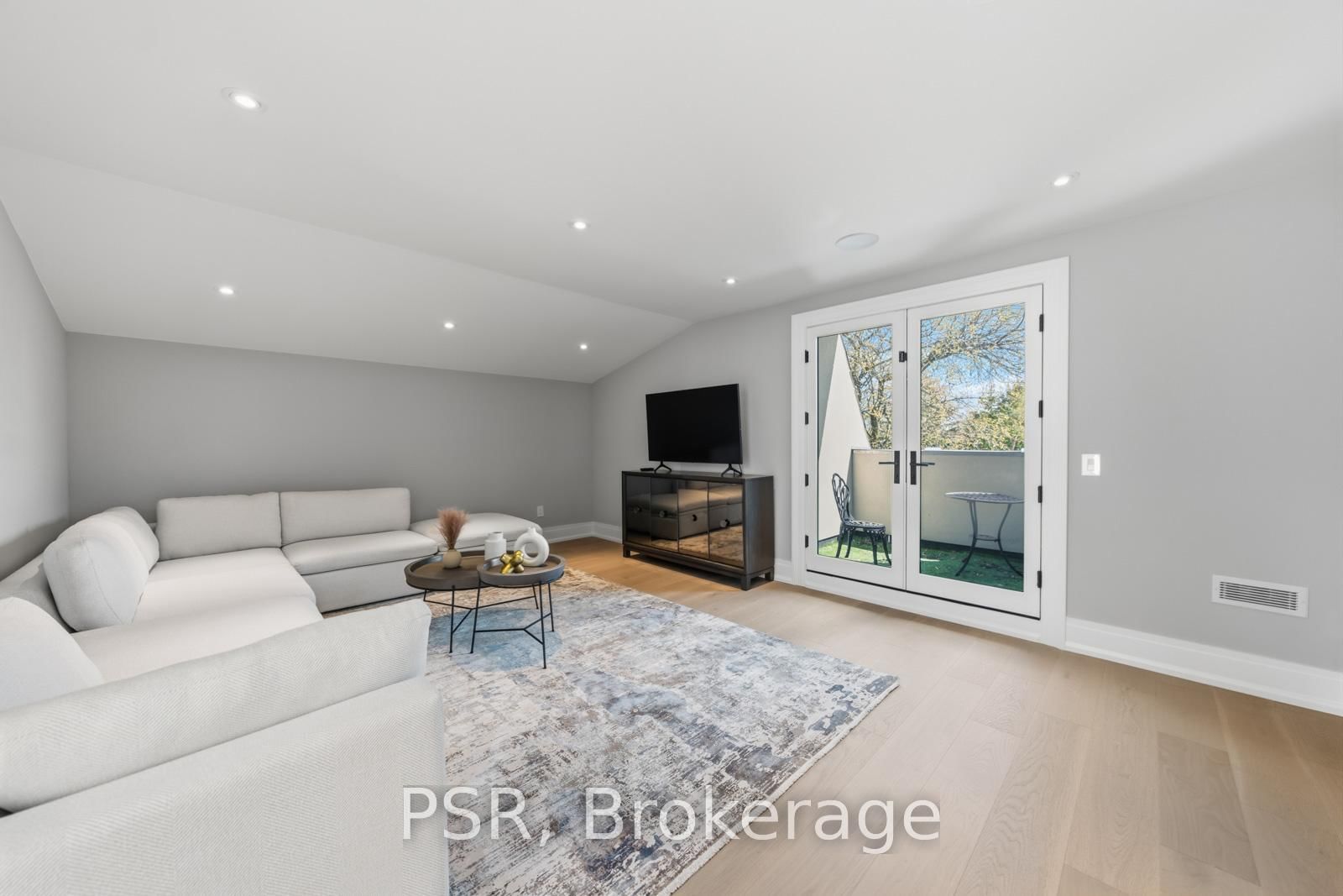 117 Yonge Boulevard - Photo 37