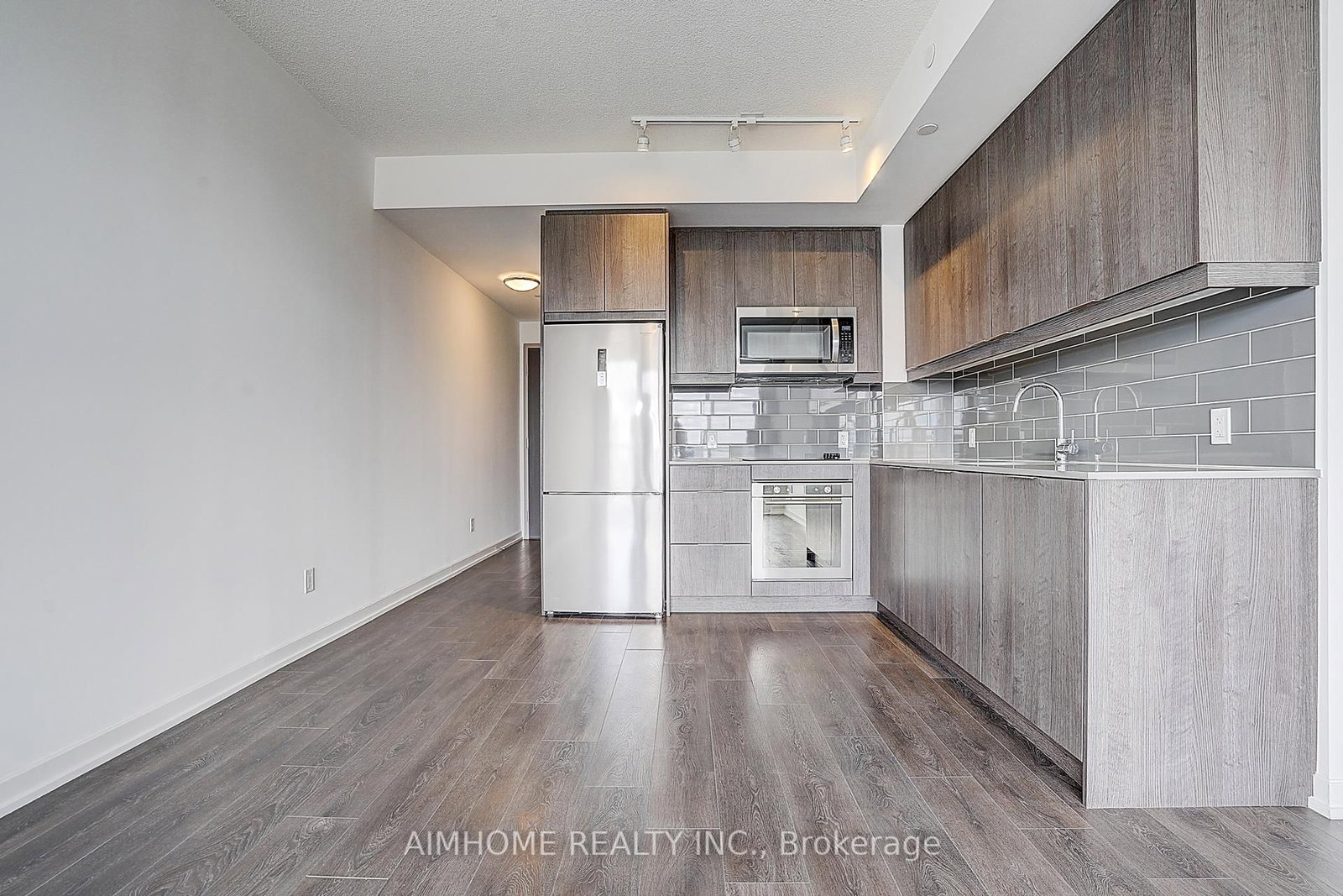 32 Forest Manor Road, Unit 2105 - Photo 15