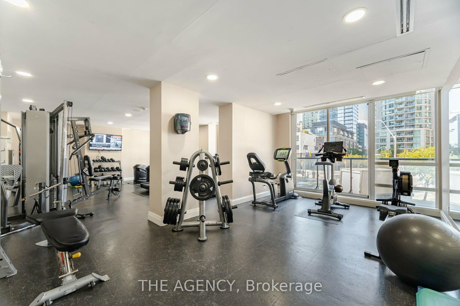 825 Church Street, Unit 105 - Photo 33