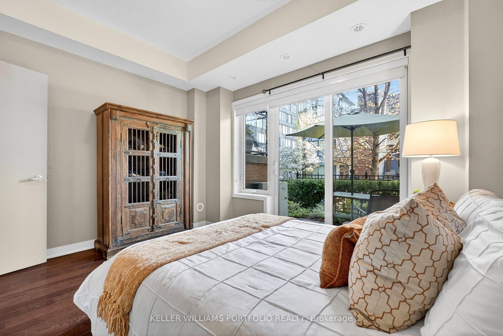 64 Cole Street • Toronto, ON photo 18