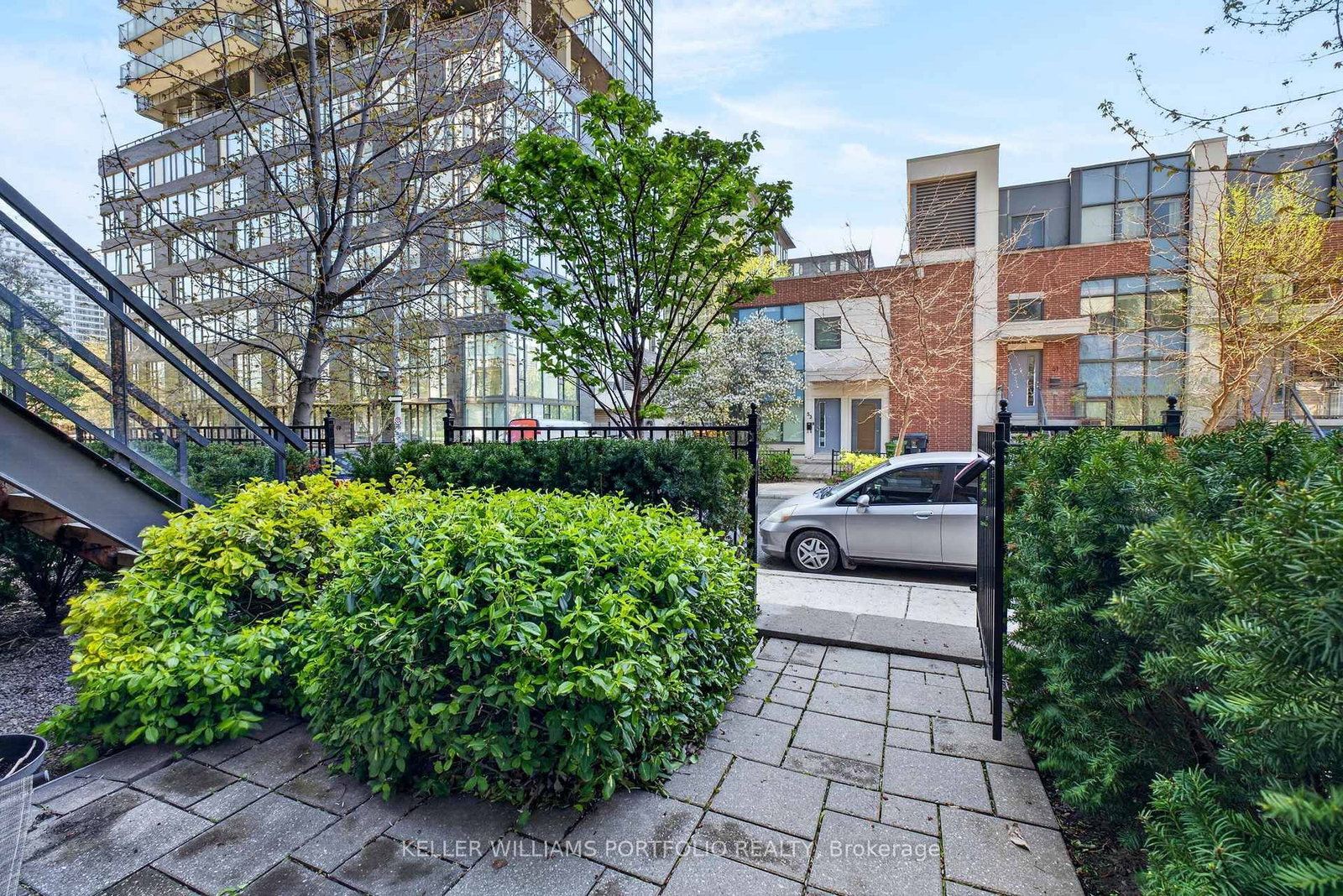 64 Cole Street • Toronto, ON photo 32