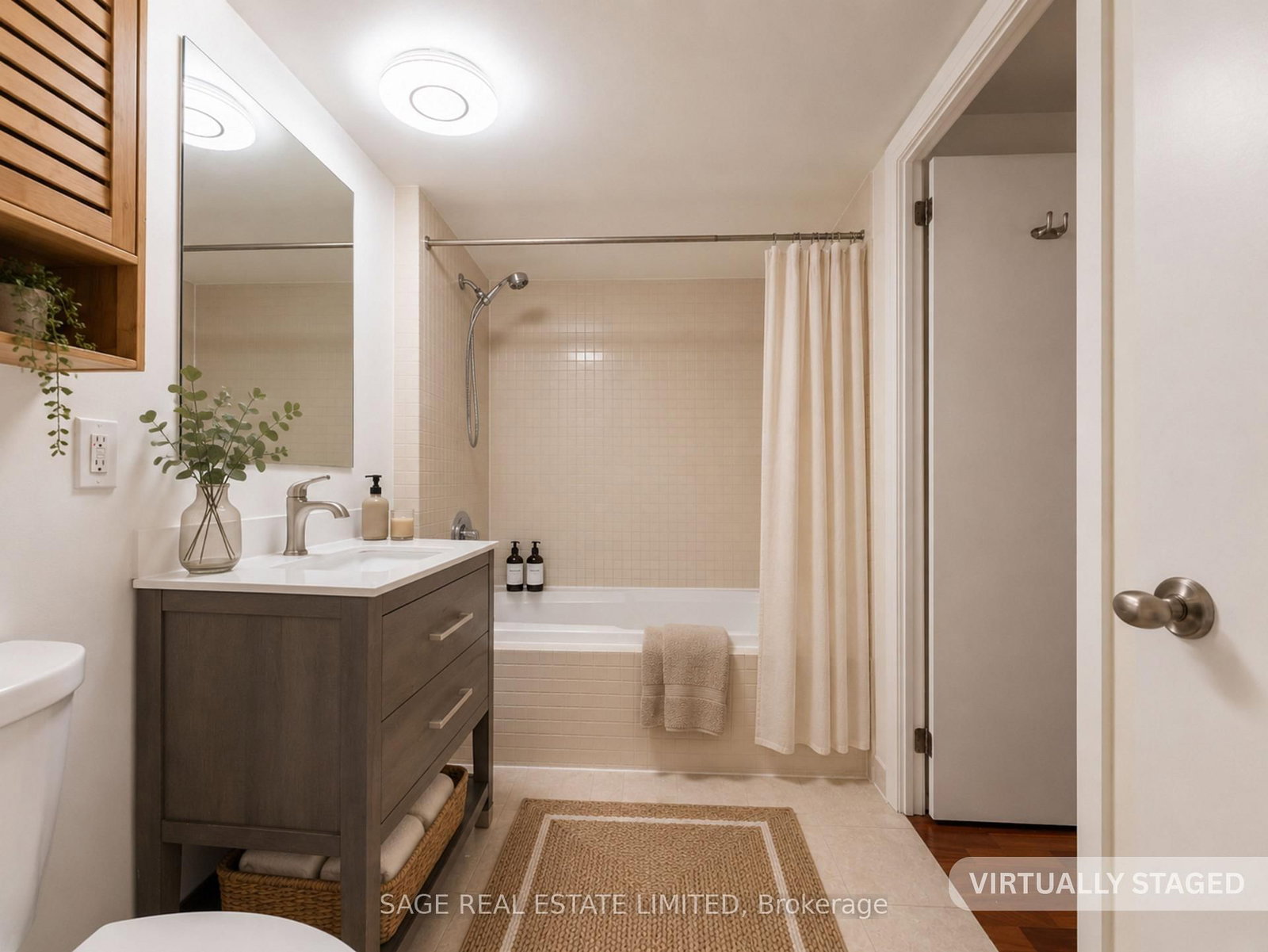18 Beverley Street, Unit 209 - Photo 19