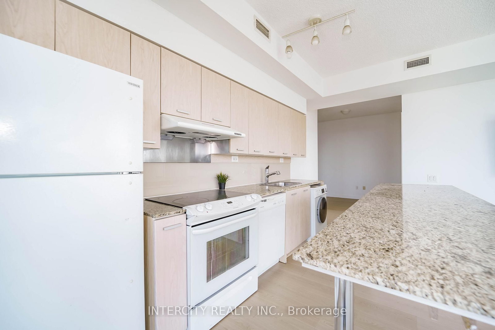 29 Singer Court, Unit 3002 - Photo 29