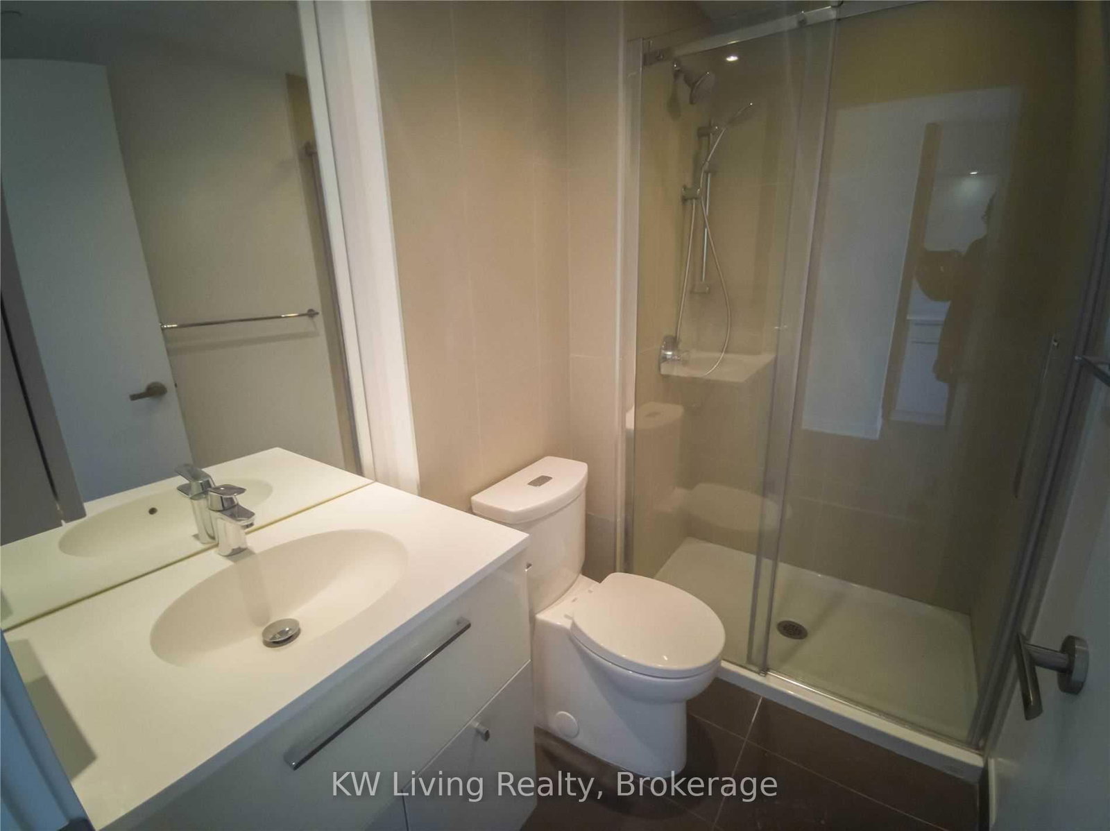 15 Grenville Street, Unit 1104 - Photo 8