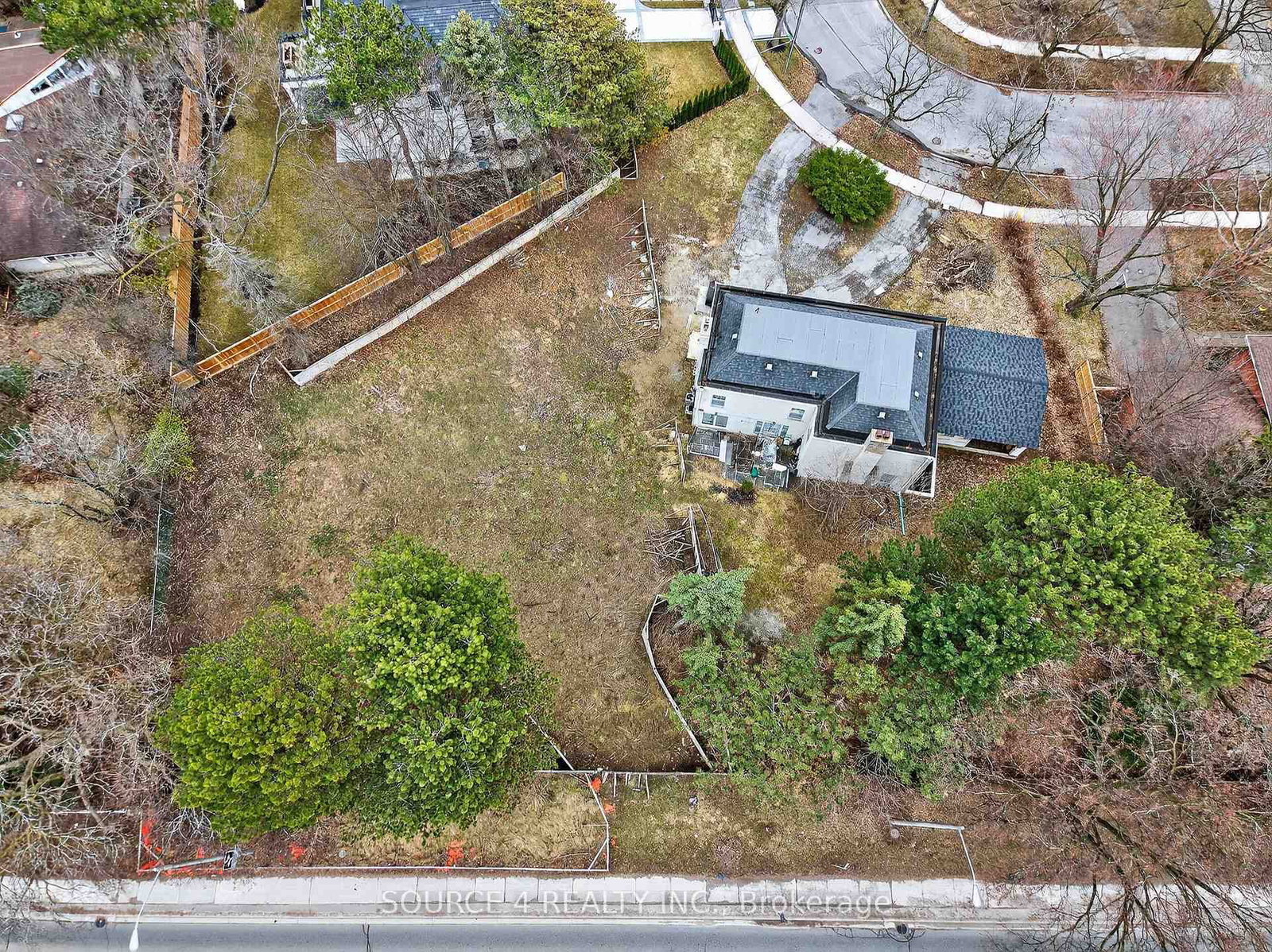 37 Wilket Road - Photo 44