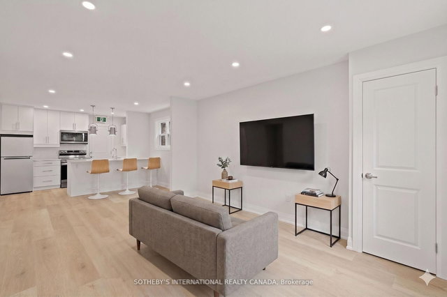 Main - 28 Strathgowan Avenue