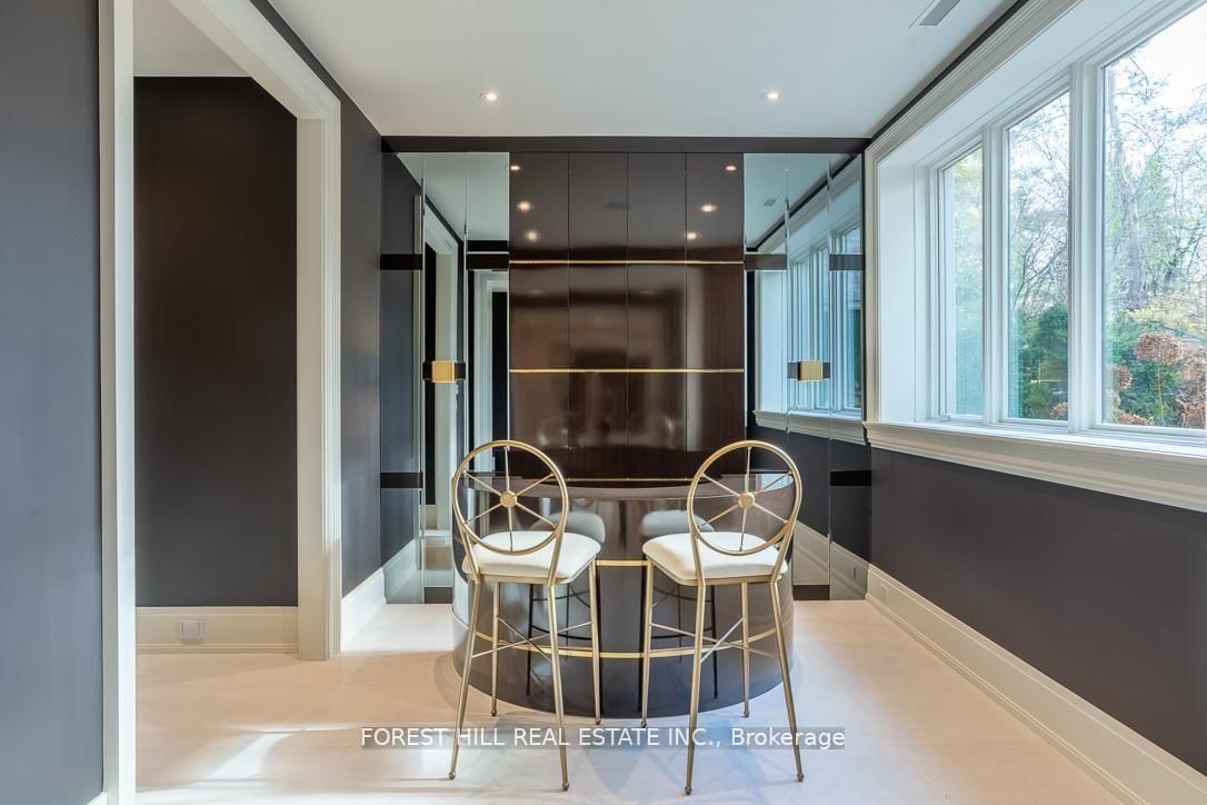 15 Tudor Gate - Photo 20