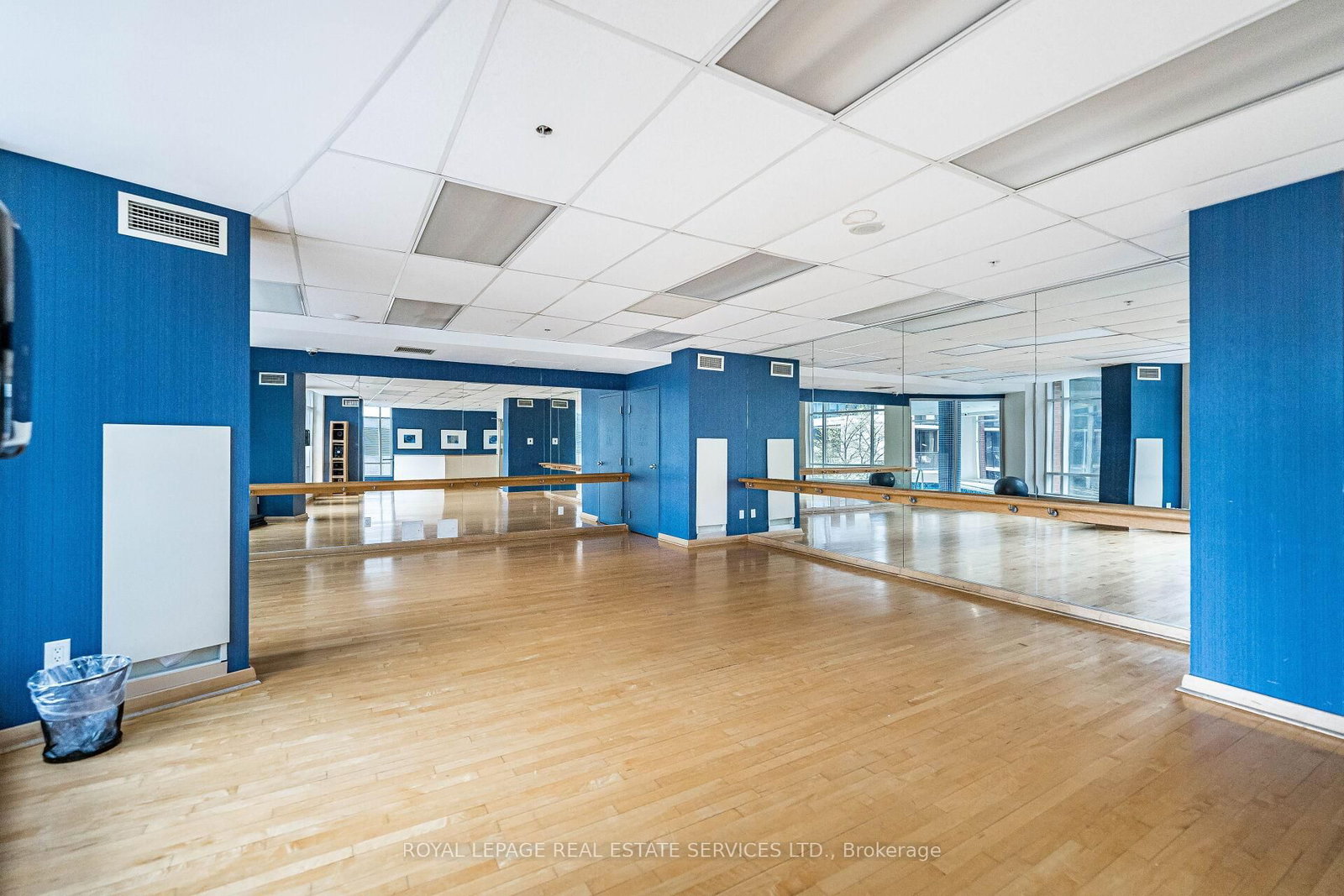 33 Sheppard Avenue E, Unit 2505 - Photo 31