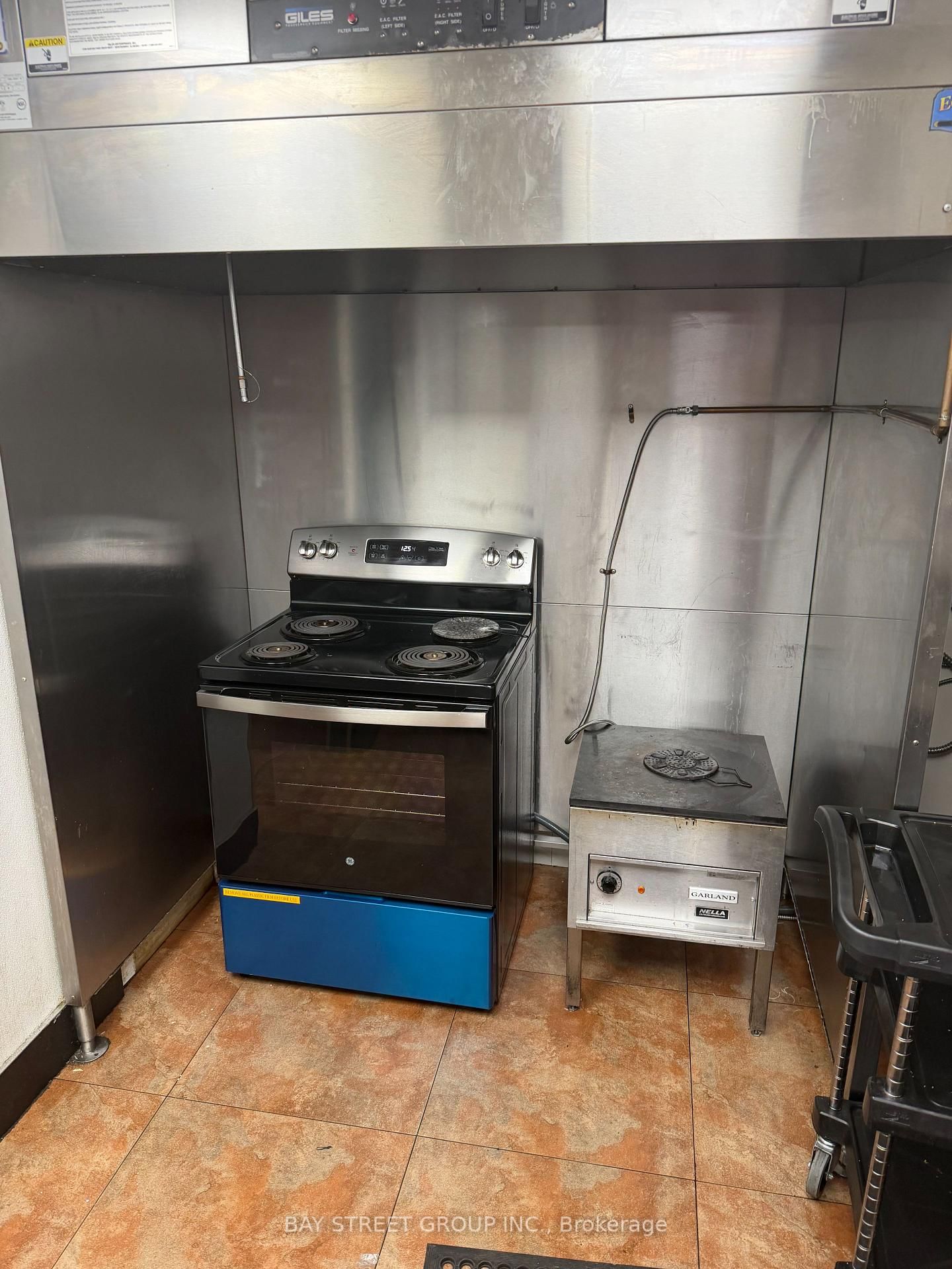 5 Northtown Way, Unit 5-6 - Photo 19