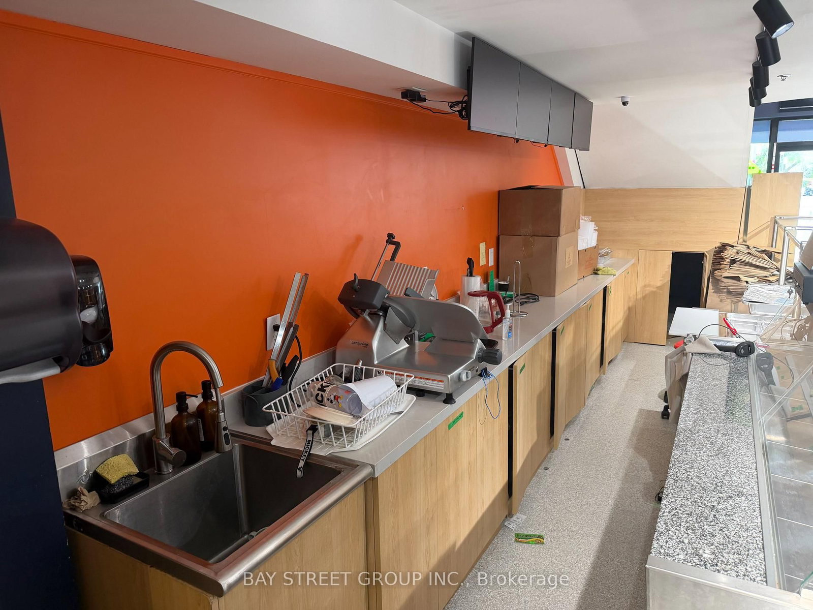 5 Northtown Way, Unit 5-6 - Photo 5