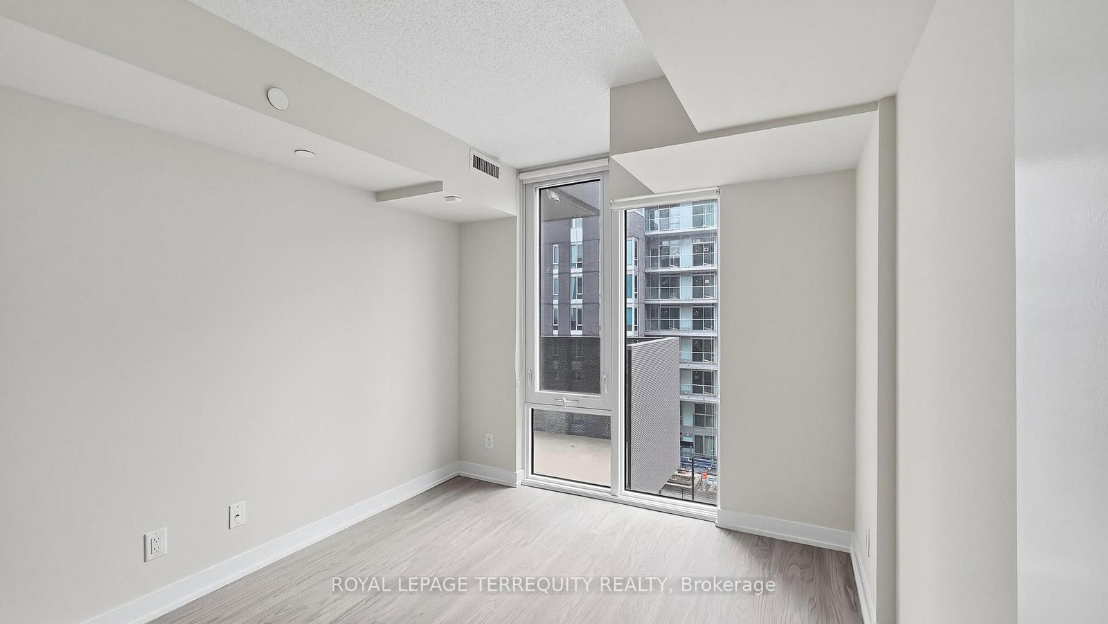 38 Monte Kwinter Court, Unit 527 - Photo 10